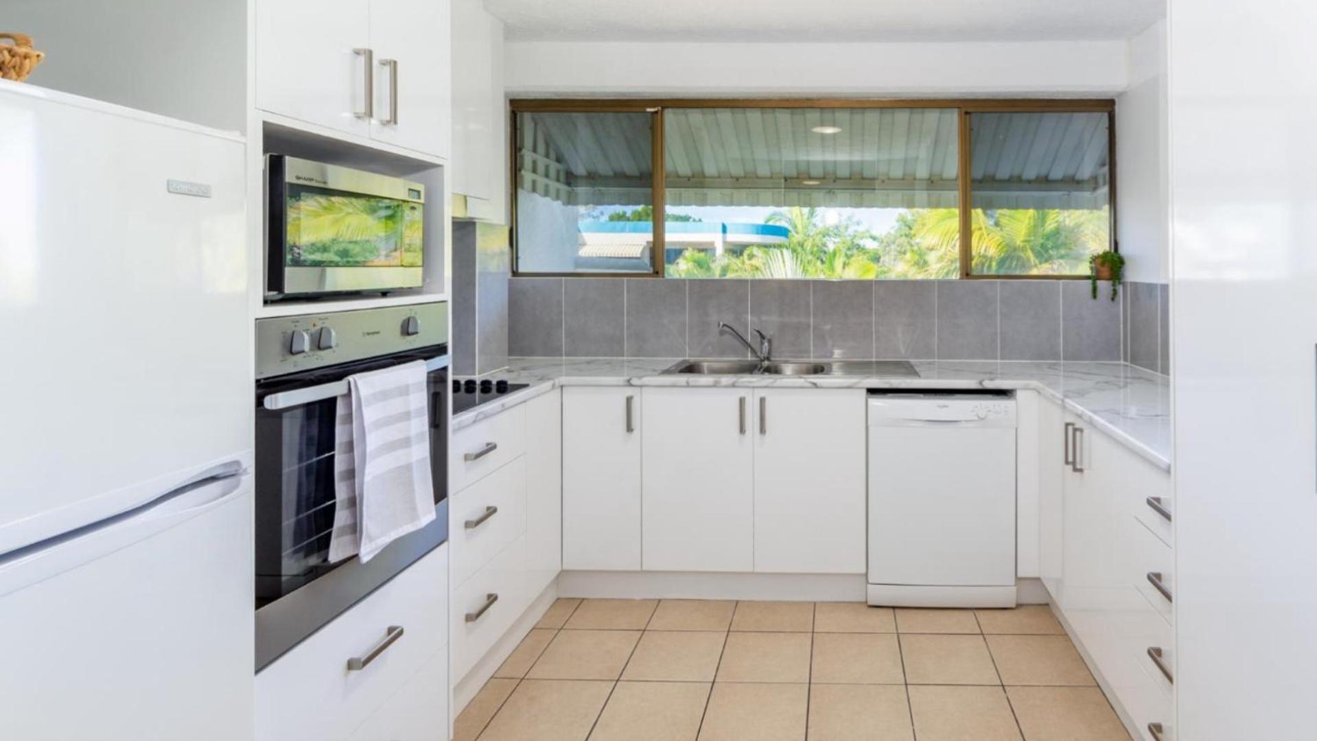 Placid Waters Holiday Apartments Bongaree Luaran gambar