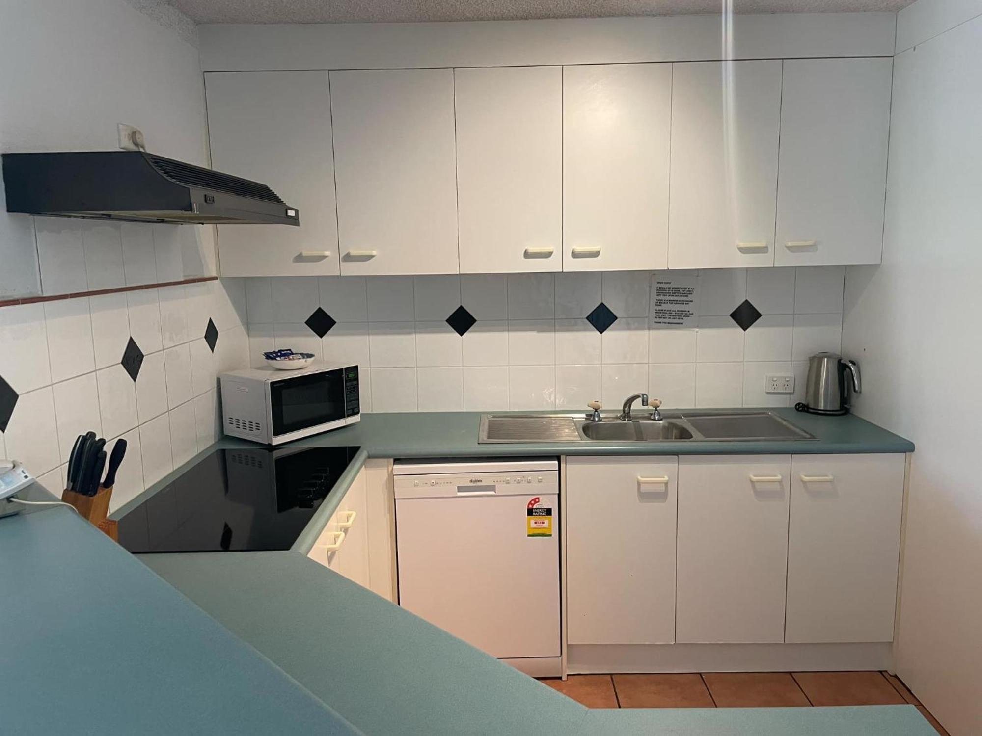 Placid Waters Holiday Apartments Bongaree Luaran gambar